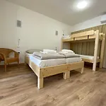 Oda ve Kahvaltı Sky Garden & Wellness R. 4*