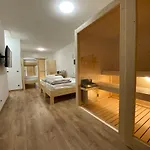 Sky Garden & Wellness R. Oda ve Kahvaltı