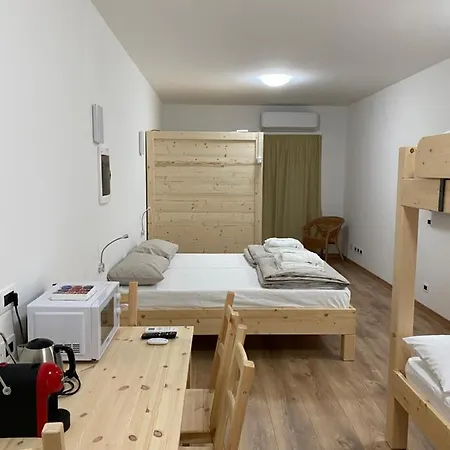 Sky Garden & Wellness R. Bed & Breakfast 4*