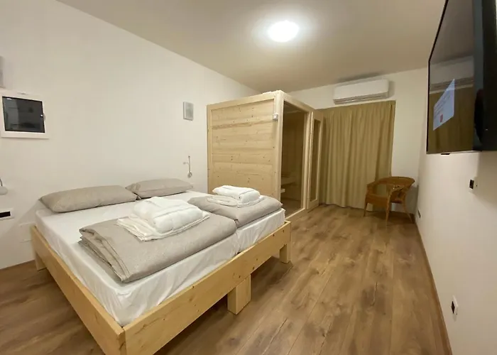 Sky Garden & Wellness R. Panzió Belluno