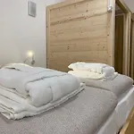 Bed & Breakfast Sky Garden & Wellness R.