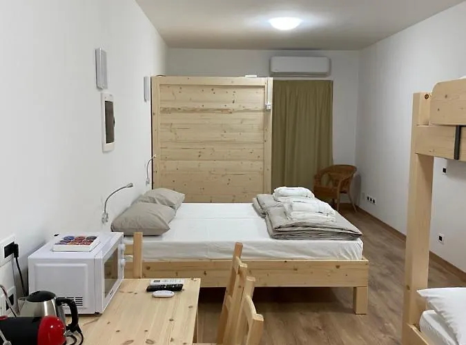 Sky Garden & Wellness R. Bed & Breakfast 4*